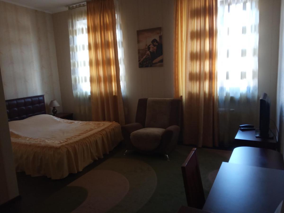Готель Дежавю Berdychiv Zewnętrze zdjęcie